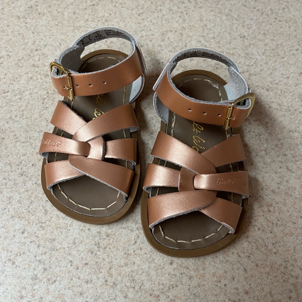 Salt water Rose gold sandals